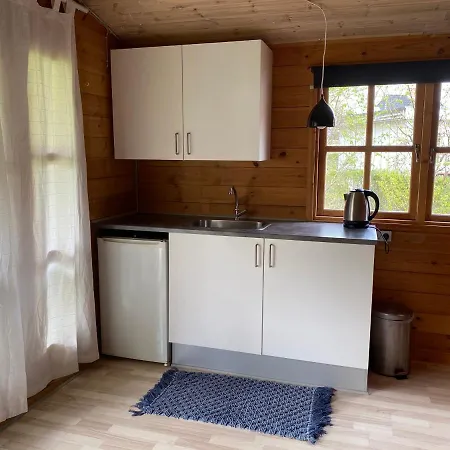 Hyggelig 2-personers Hytte Pa Rinkenaeshus Camping - Hytte D